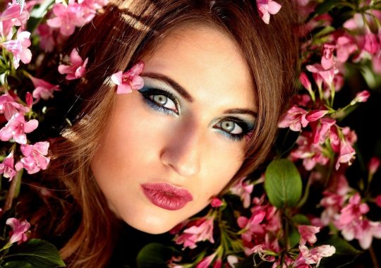 Modny makijaż na jesień 2022