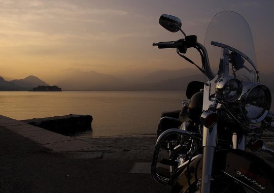 Jak wybrać odpowiednią ładowarkę motocyklową?