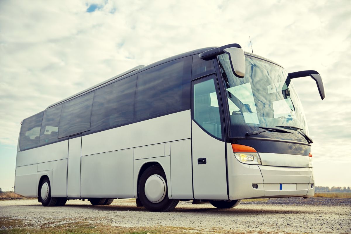 Połączenia autobusowe – idealne rozwiązanie dla podróży po Polsce i Europie